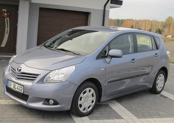 Toyota Verso cena 26600 przebieg: 234500, rok produkcji 2009 z Żyrardów małe 232